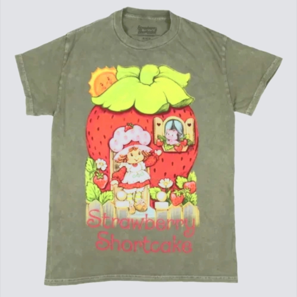 Retro vintage 80s Strawberry Shortcake shirt